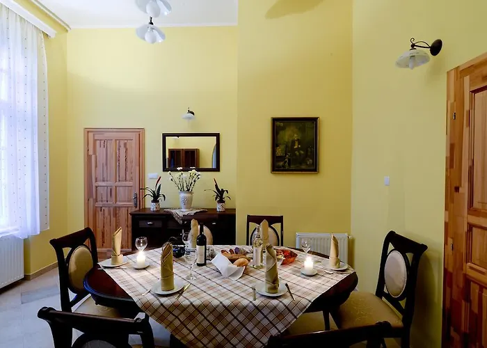 Lägenhet Centrum Vendeghaz *