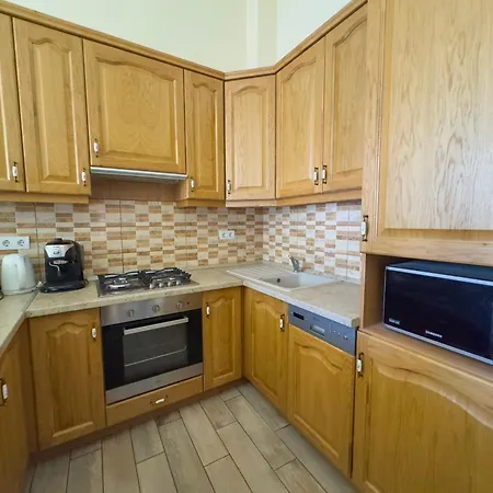 Centrum Vendeghaz * إغير