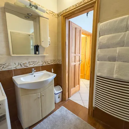 شقة Centrum Vendeghaz *