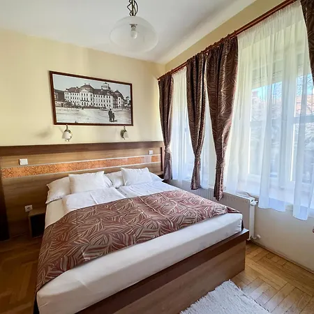 شقة Centrum Vendeghaz إغير