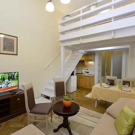 شقة Centrum Vendeghaz