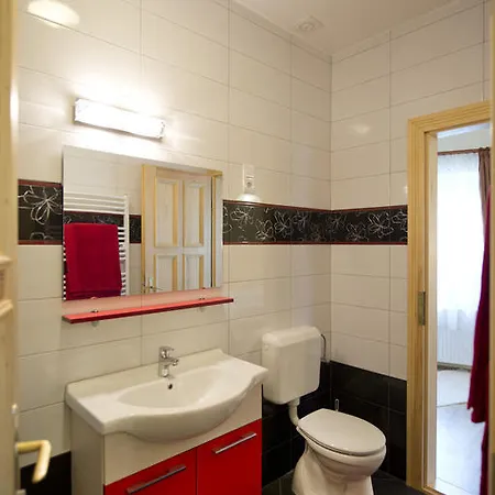 Centrum Vendeghaz إغير