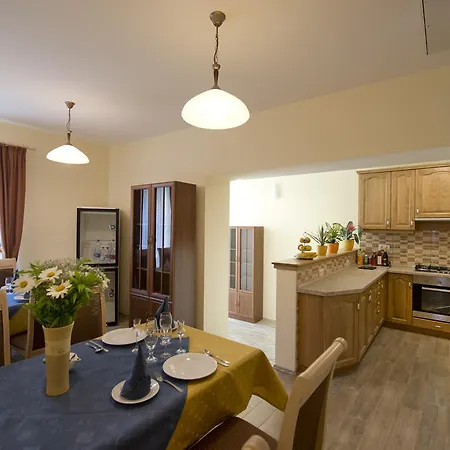 Appartement Centrum Vendeghaz *