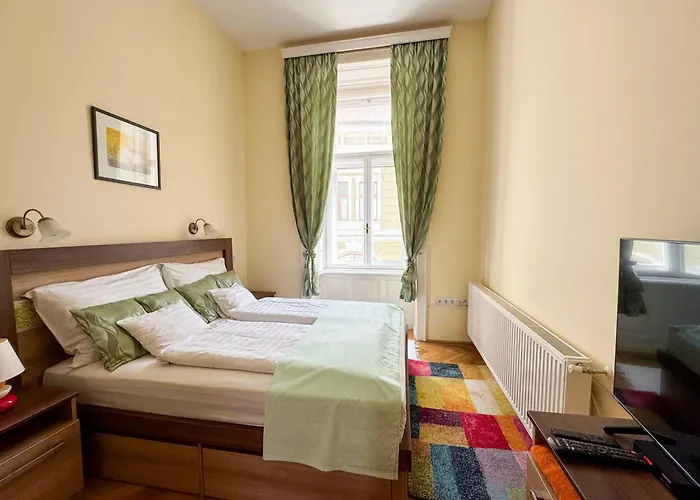 Apartment Centrum Vendeghaz Erlau