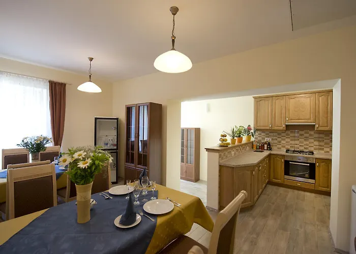 Apartment Centrum Vendeghaz *