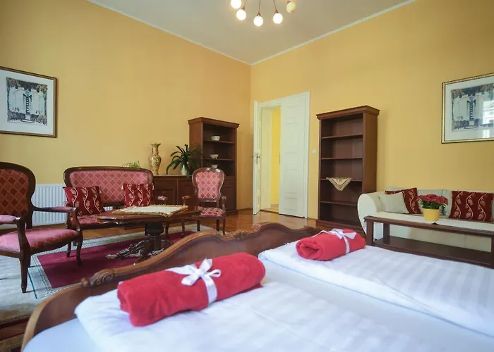 Centrum Vendeghaz Apartment